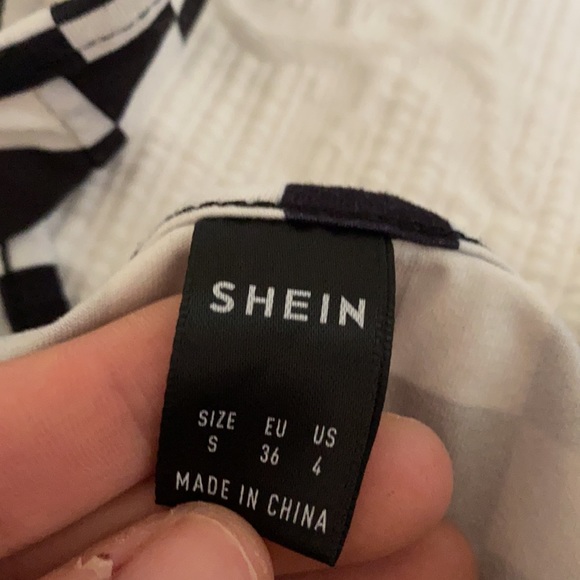 Checkered SHEIN crop top - Picture 2 of 3